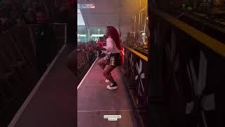 Uncle Waffles performs “Wadibusa” in Paris, France (Part 1)