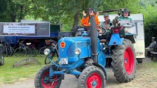 Die Oldtimerschlepperfreunde verlassen Senheim 07.07.2024