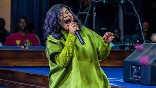 SUNMISOLA AGBEBI POWERFUL WORSHIP MINISTRATION THAT WILL MAKE YOU CRY 