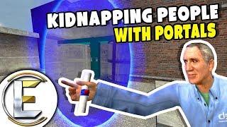 Kidnapper With Portals - Gmod DarkRP Life (Force Them To Jump In To My Cages)