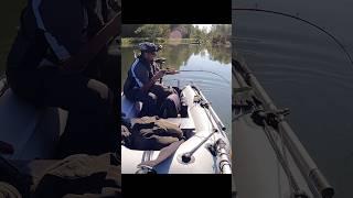 СОМ клюнул!!! Big CATFISH bite!!