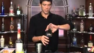 How to Make the Incredible Hulk Mixed Drink