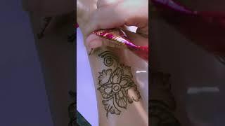 Semple mehndi design  #mehndi #hennatattoodesign #hennatattoodesign #hennadesign #henna #mehandi