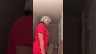 Juju Mimi Throw that ass in a circle
