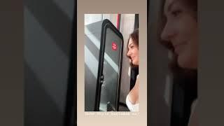 Burcu Özbek ve Kıyafetine Sığmayan Memeleri