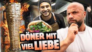 YUNUS EMRE eröffnet eigenen DÖNER-LADEN in BERLIN 