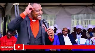 Bishop Ben wa JCM overwhelming sermon which made people to shed tear  in a burial