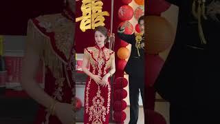 Charming bride and her special wedding dress & ornaments 靓丽端庄的新娘婚礼服饰 #weddingdress #jewllery #bride