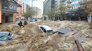 5 minutes ago in France! Cars, houses and bridges swept away by floods in Ardèche