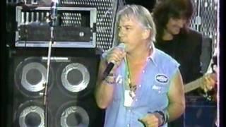 Eric Burdon & Bon Jovi - It's My Life/We Gotta Get Out Of This Place (Live, 1995) HD 