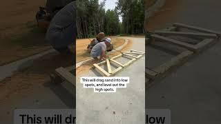 Topdressing for uneven lawns