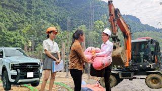 Tien went to work on his last day at the construction site to send money back to the engineer