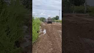 The Power Dump Truck White#shorts #youtubeshorts #road #excavator #excavator #car #truck
