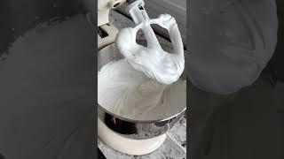 Meringue Powder Showdown Round 2!
