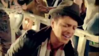 Bruno Mars   Talking To The Moon (Official Video)