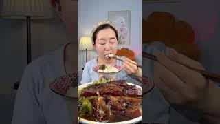 Braised pork belly and cabbage tasting show, 삼겹살과 양배추찜 시식 쇼| LIN VLOG먹방 #5883