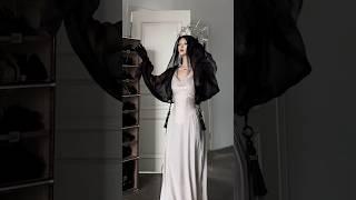 The person holding the mirror sees everything #ghost #witch #spectator #shorts