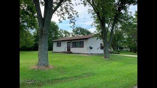 211 HICKORY Drive Roberts, IL 60962 - Home for sale