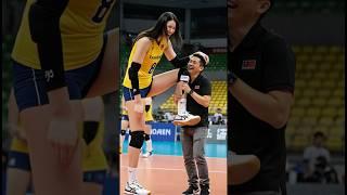 Interview Before the 5 Minutes Game Starts - With Tall Female Volleyball Player!  - #tallwoman