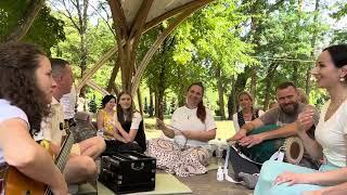 Mantra yoga in park - Kirill Gurin prabhu