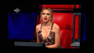 Hadise O SES TÜRKİYE Göğüs Frikiği