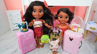 Moana 2 Movie Moana and Simea dolls packing for vacation