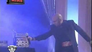 Showmatch 2009 - Freddy interpreta a Mr. Electro""