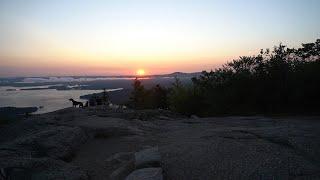 Hike NH: Sunrise hike up Mount Major