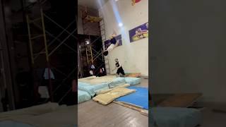 #flip #gymnastick #gymnasters #stunt #gymnastly #tricking