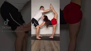 Partner Yoga 🫶#partner #couple #yoga #strength #stretching #fitness #try #teaching #education