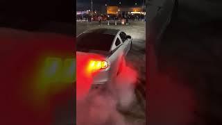 Mustang does rolling burnout #car #chicago #takeover #spinning #carmeets #shorts