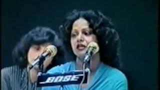 Barkha Rani - Apni Tabahiyoon Ka Kissi Say Gilla Nahi.wmv