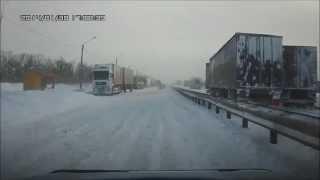 Последствия снегопада на трассе М-4"ДОН" юг Ростовской обл.