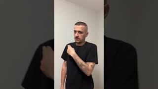 Вошел не в ту дверь...зато вышел не открывая