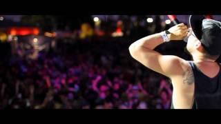 Seany B & Jam Xpress "EVERYBODY GET UP" - LIVE ON STAGE! (FULL HD)