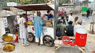 Desi Breakfast SHOCKINGLY Better Than 5-Star Hotels in Pakistan! Top Street Eats in Lahore | Chanay