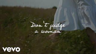 Lauren Alaina - Don't Judge A Woman (Official Lyric Video)