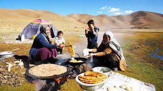 Survival in the Wilderness |Shepherd Mother Cooking Organic Mountain Food | Afghanistan Village life