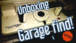 Knitmaster 700 garage find unboxing #garagefind #unboxing #knitmaster #knittingmachine #knitting