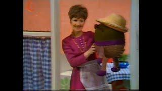 Play School - clips from 19/05/70 - Julie Stevens & Lionel Morton