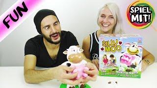 SILLY MOO Spiel deutsch - NINA und KAAN melken um die Wette CHALLENGE | Kuhfladen Alarm!