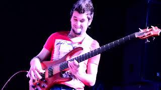 Junior braguinha & Igor Saavedra - bass solo #bassplayer #jazz  #bassplayeruniverse