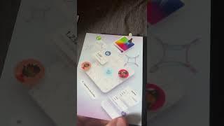 Dot thin buisness card