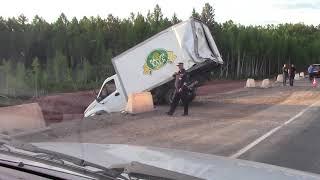 Дальняя дорога на рыбалку.Трасса "ВИЛЮЙ" А-331. Братск- УстьКут. Едем в ночь. Позади 420 км в пути.