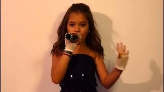 Julia Gonçalves Voy a subir