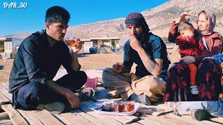 Iran nomadiclife|installing the roof boards of the porch of the house with the cooperation of Sajjad