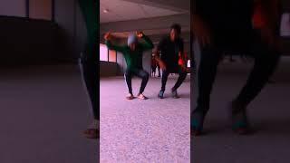  how fast the legs are moving you need to watch this