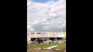 Saab 340 landing Glasgow airport