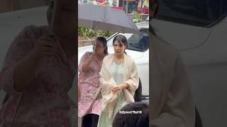 #khanzaadi पोह्ची #mannarachopra के पापा की prayer meet पर  #ytshorts #trendingshorts #shorts