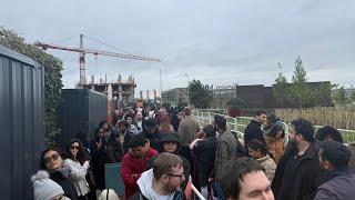 HOUSING FRENZY- 400+ people queue for €480K West Dublin homes
